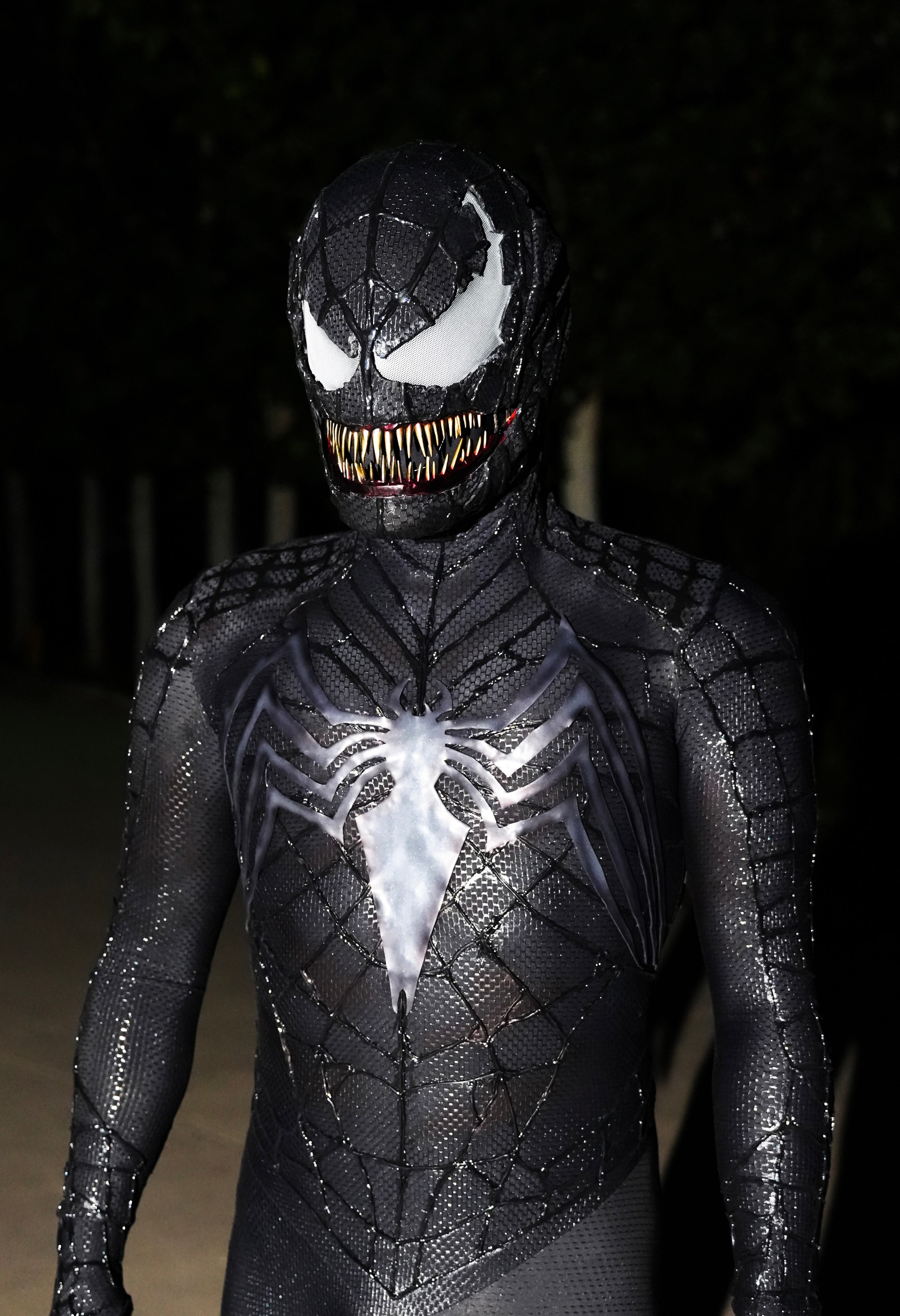 Vn suit with Face Shell