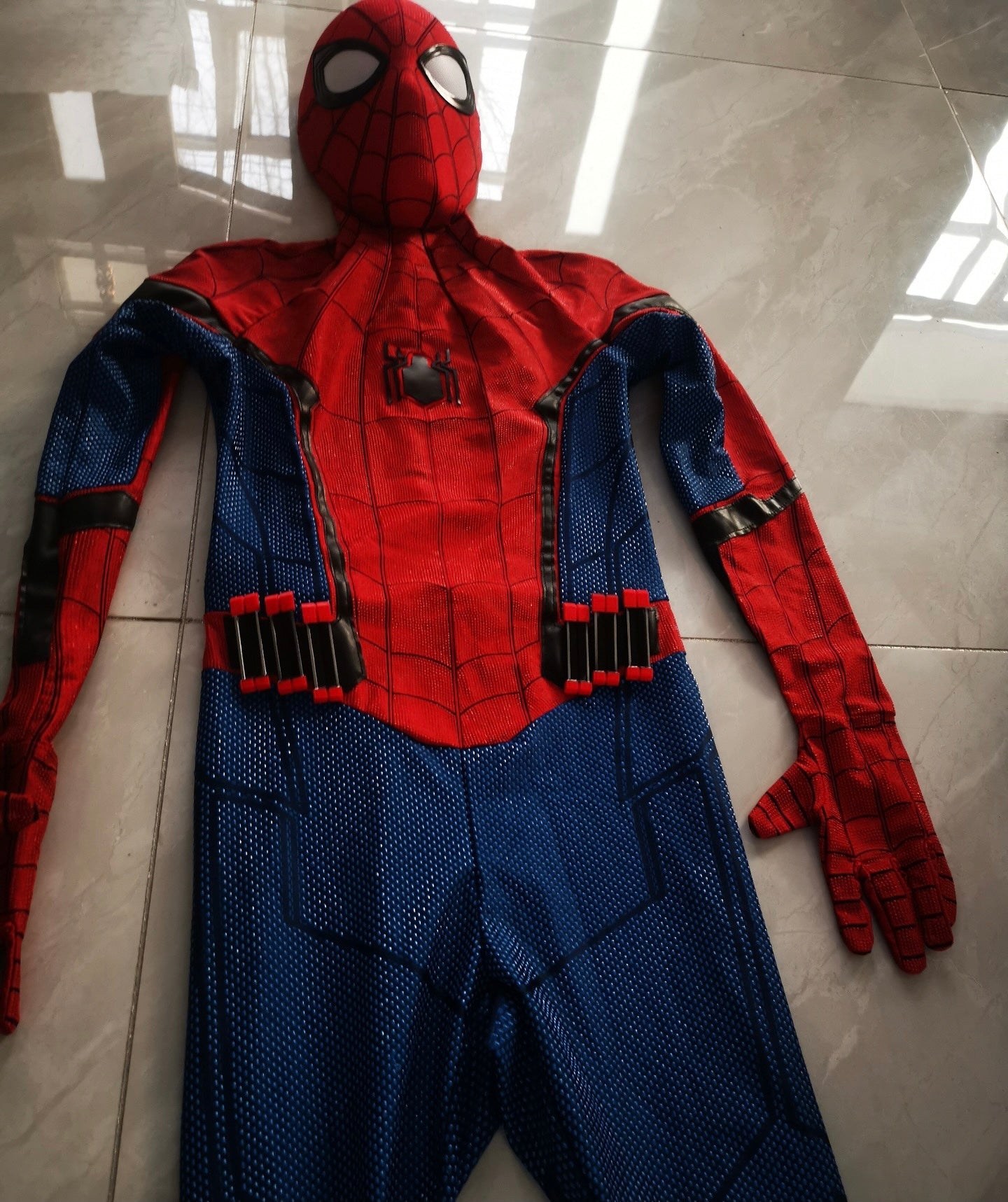 Handdrop Paint Suit with Face shell