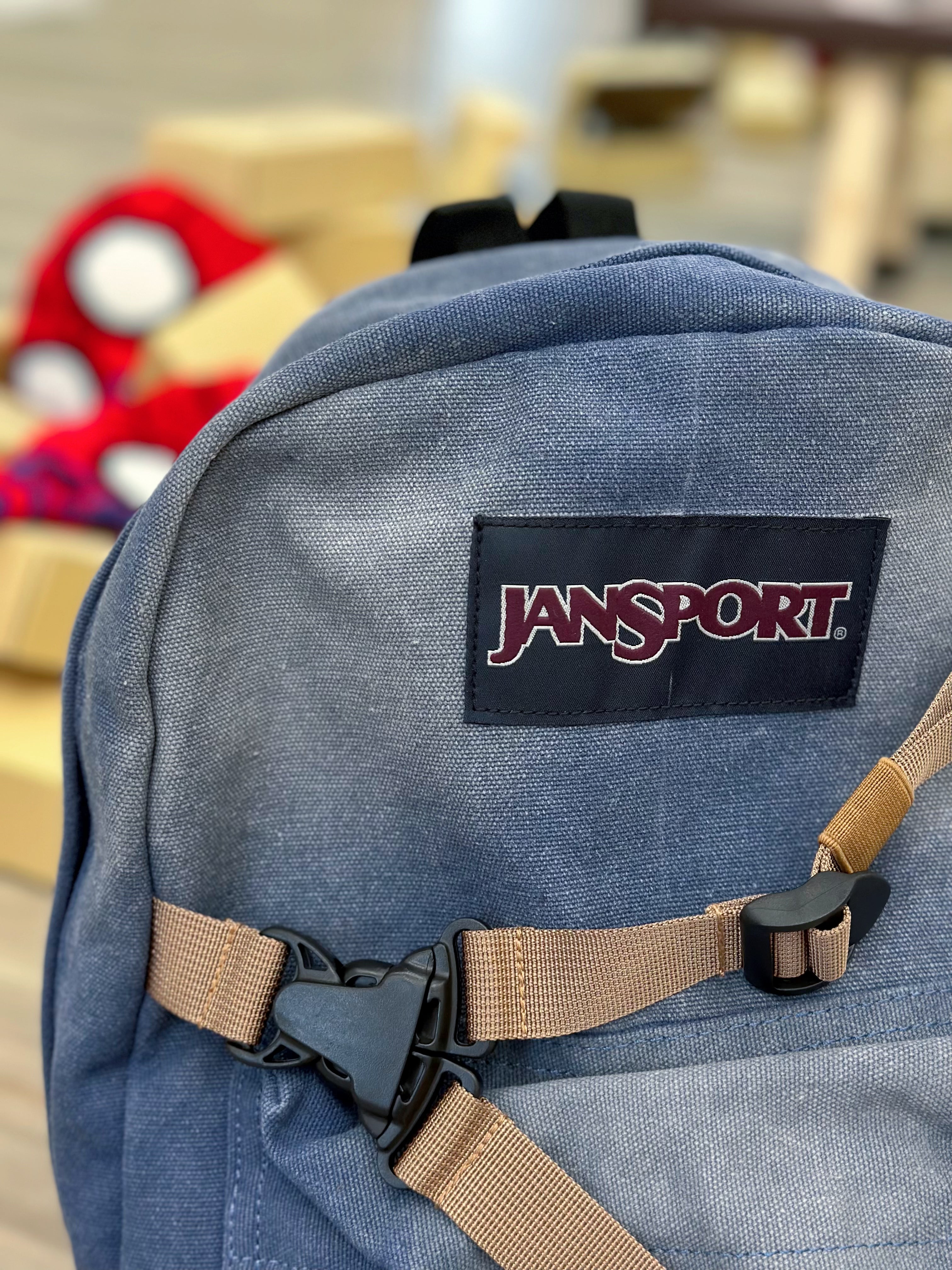 V2 BACKPACK