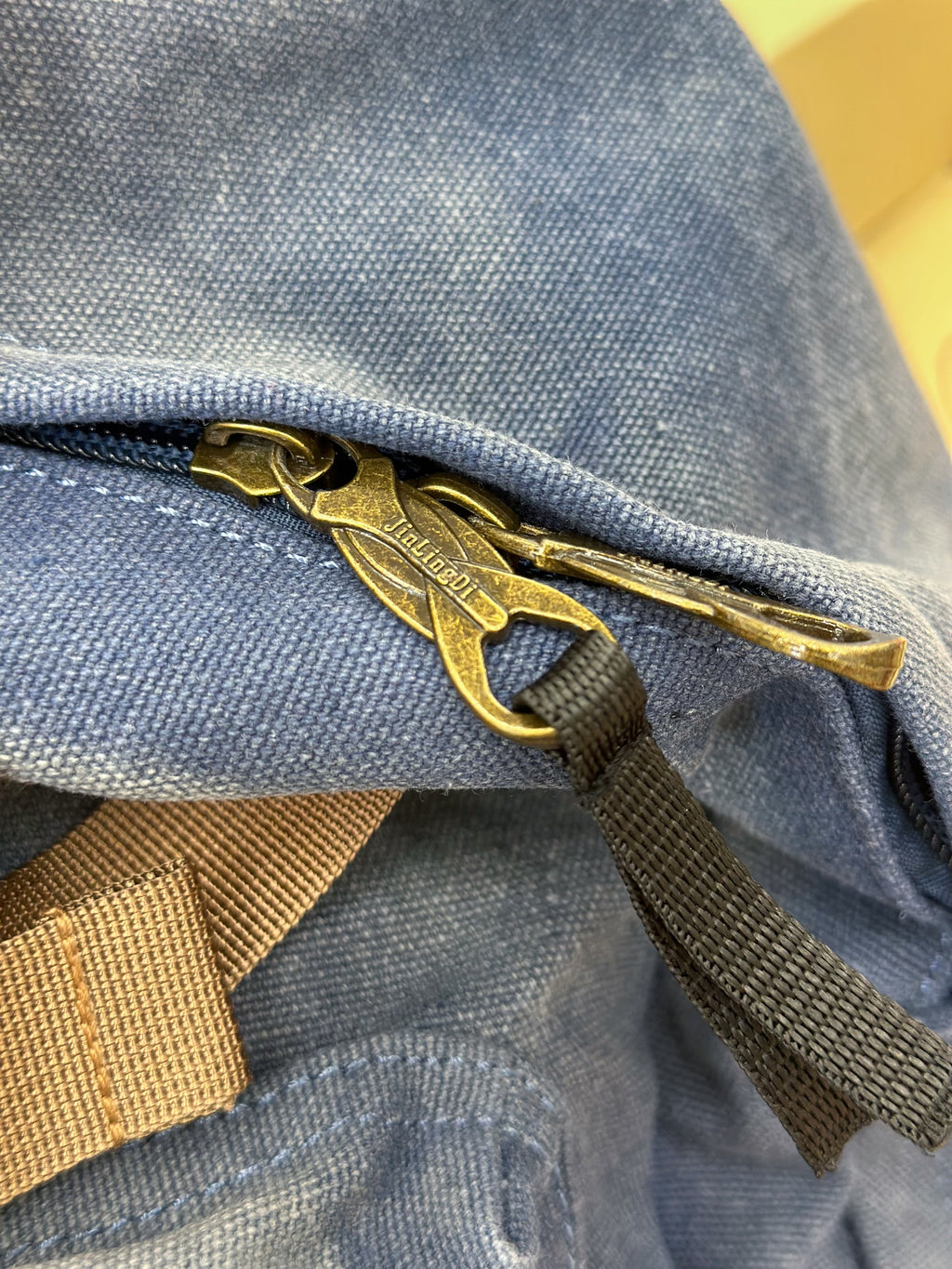 V2 BACKPACK