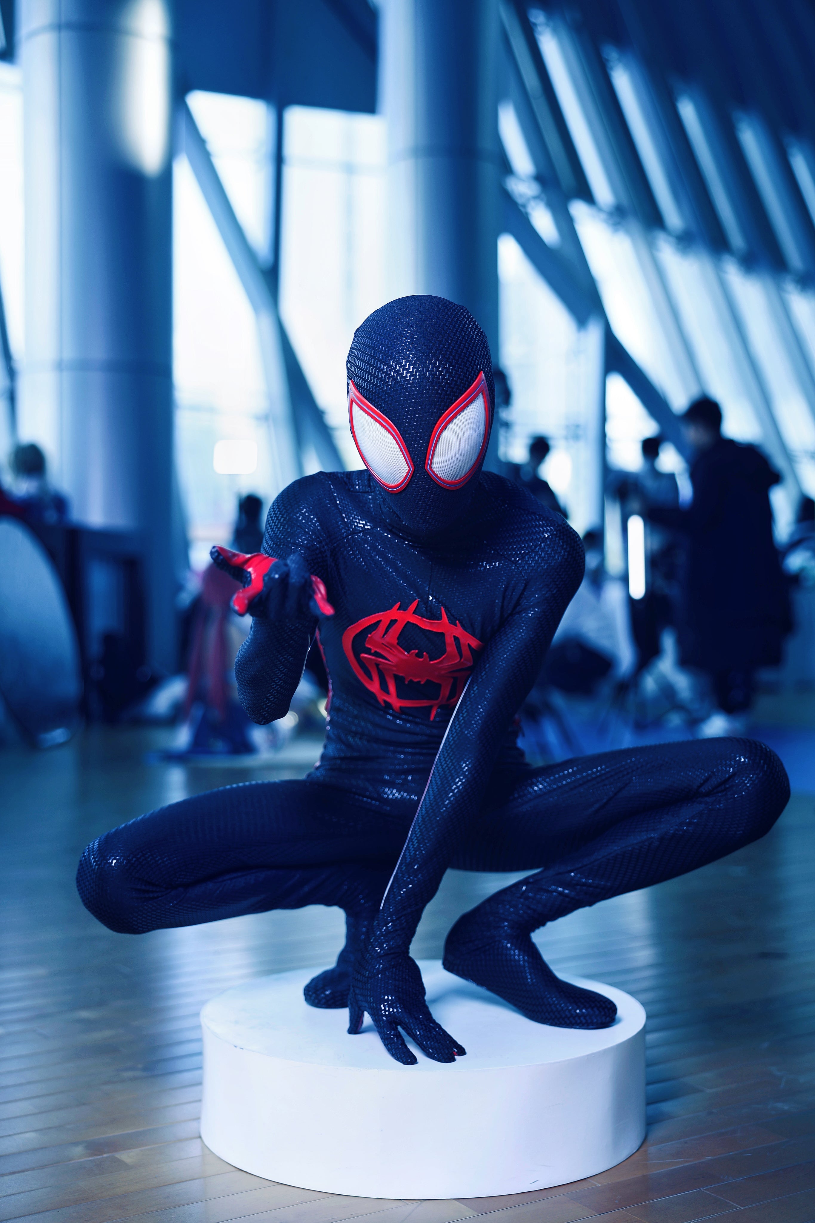 Black-Red Suit with Faceshell