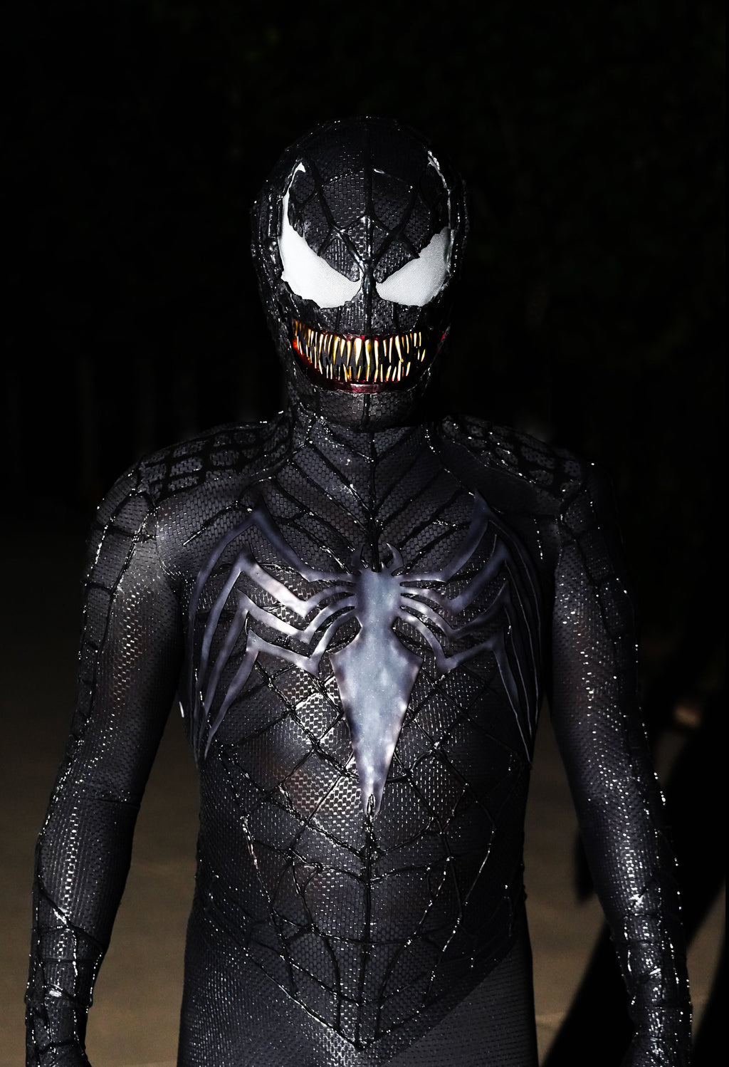 Vn suit with Face Shell